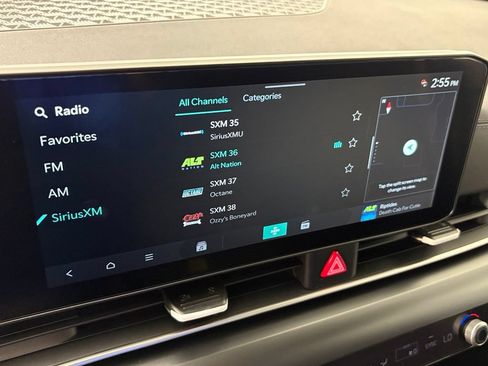 New 2026 Kia Carnival FWD image 25