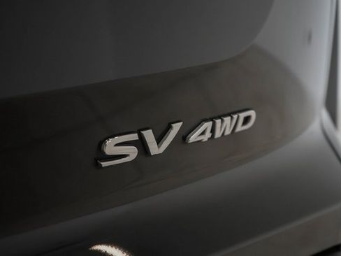 Used 2024 Nissan Pathfinder SV image 10