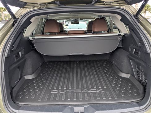 Used 2025 Subaru Outback Touring XT image 13