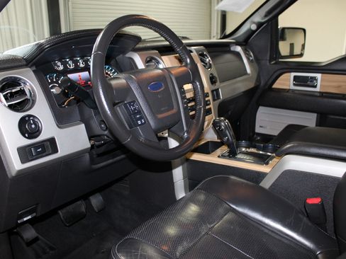 Used 2011 Ford F150 Lariat w/ Lariat Chrome Pkg RWD image 23