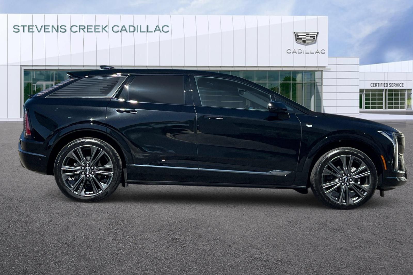 Used 2026 Cadillac Optiq Sport 2 w/ LPO, Floor Liner Package RWD image 2