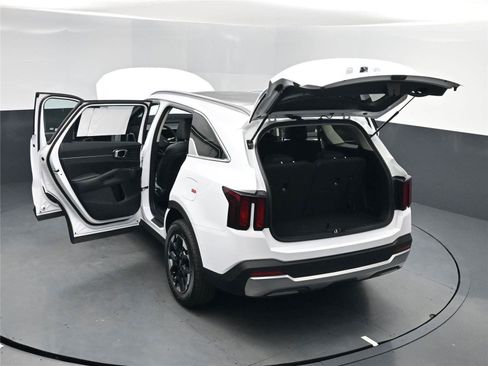 New 2026 Kia Sorento S w/ S Panoramic Sunroof Package image 20