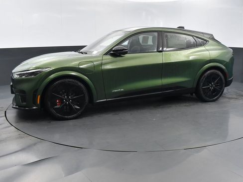 New 2025 Ford Mustang Mach-E GT image 4