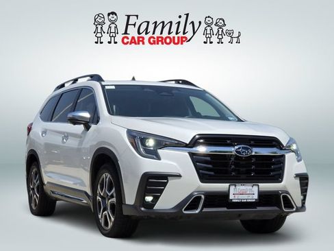 Used 2023 Subaru Ascent Touring w/ Popular Package #2A AWD/4WD image 2