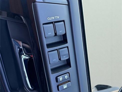 Used 2024 Toyota 4Runner TRD Off-Road image 13