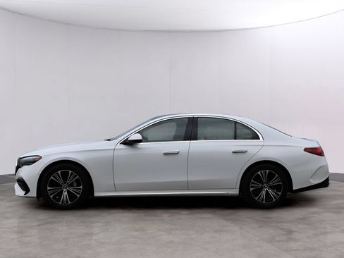 Certified 2026 Mercedes-Benz E 350 4MATIC Sedan image 4