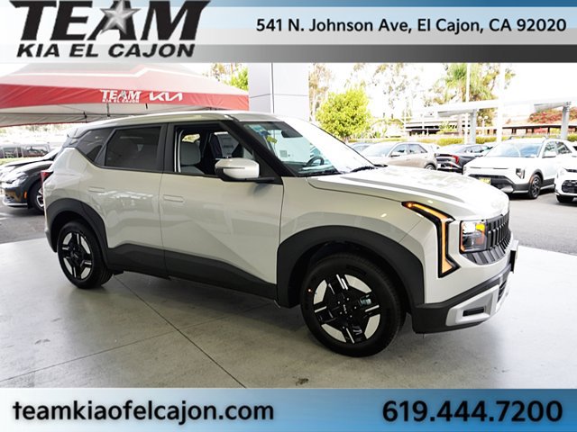 New 2027 Kia Seltos LX FWD image 11