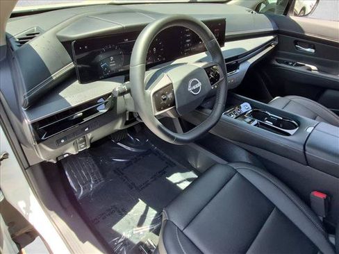 Certified 2025 Nissan Murano SV FWD image 10