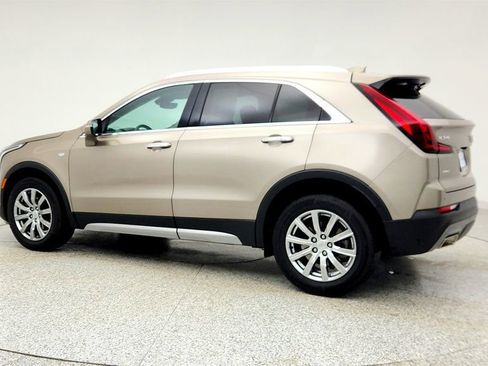 Used 2023 Cadillac XT4 Premium Luxury w/ Enhanced Visibility Package image 7