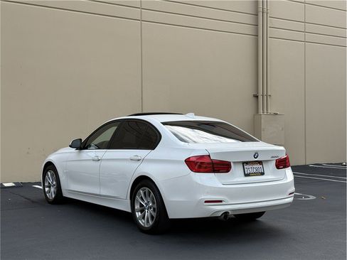 Used 2016 BMW 320i Sedan image 4