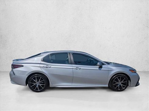 Certified 2024 Toyota Camry SE w/ Cold Weather Package AWD/4WD image 4