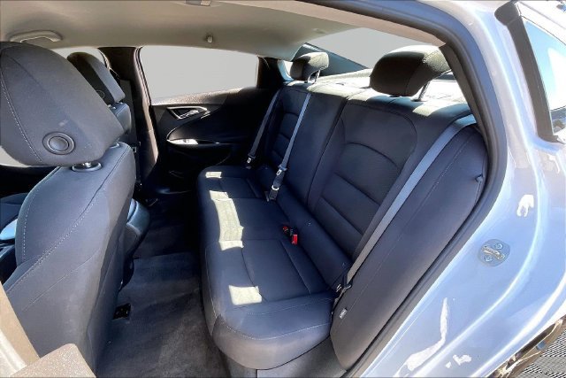 Used 2025 Chevrolet Malibu LS FWD image 16