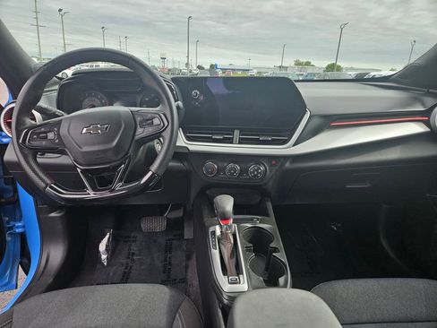 Used 2024 Chevrolet Trax RS w/ Driver Confidence Package FWD image 16