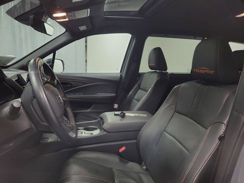 Used 2024 Honda Passport TrailSport image 12