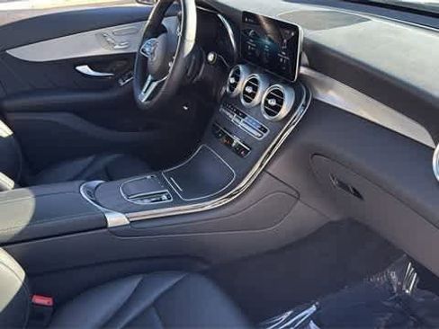 Certified 2022 Mercedes-Benz GLC 300 4MATIC image 36
