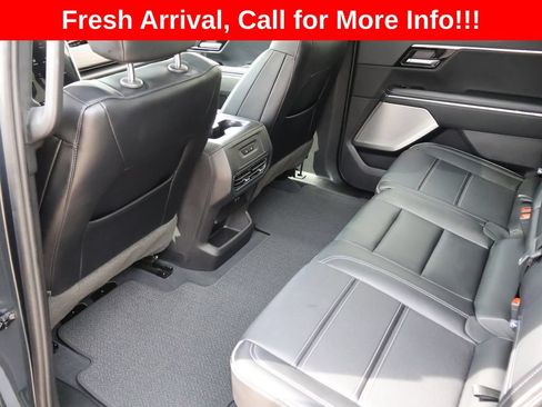 Used 2025 GMC Sierra EV Denali AWD/4WD image 9