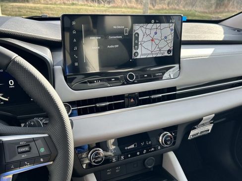 New 2026 Mitsubishi Outlander SE image 25