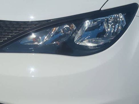 New 2026 Chrysler Voyager LX image 11