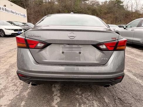 Used 2025 Nissan Altima 2.5 SR AWD/4WD image 5