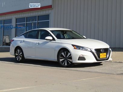 Used 2021 Nissan Altima 2.5 SV