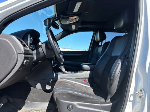 Used 2020 Jeep Grand Cherokee Altitude image 7