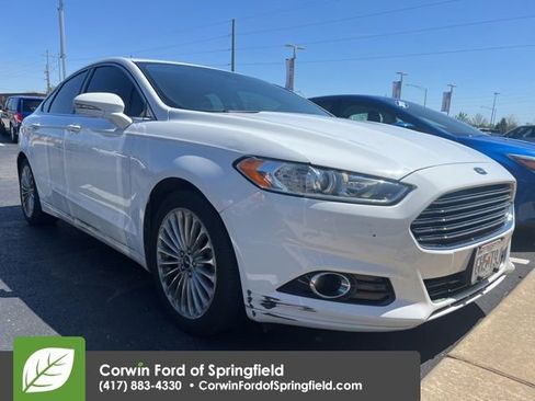 Used 2016 Ford Fusion Titanium image 3