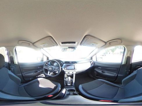 Used 2025 Nissan Versa SV FWD image 42