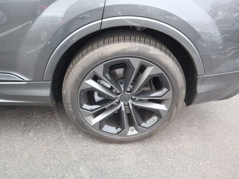 Used 2026 Audi Q7 3.0T Premium Plus image 9