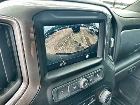 Used 2022 Chevrolet Silverado 2500 Custom w/ Custom Value Package AWD/4WD image 29