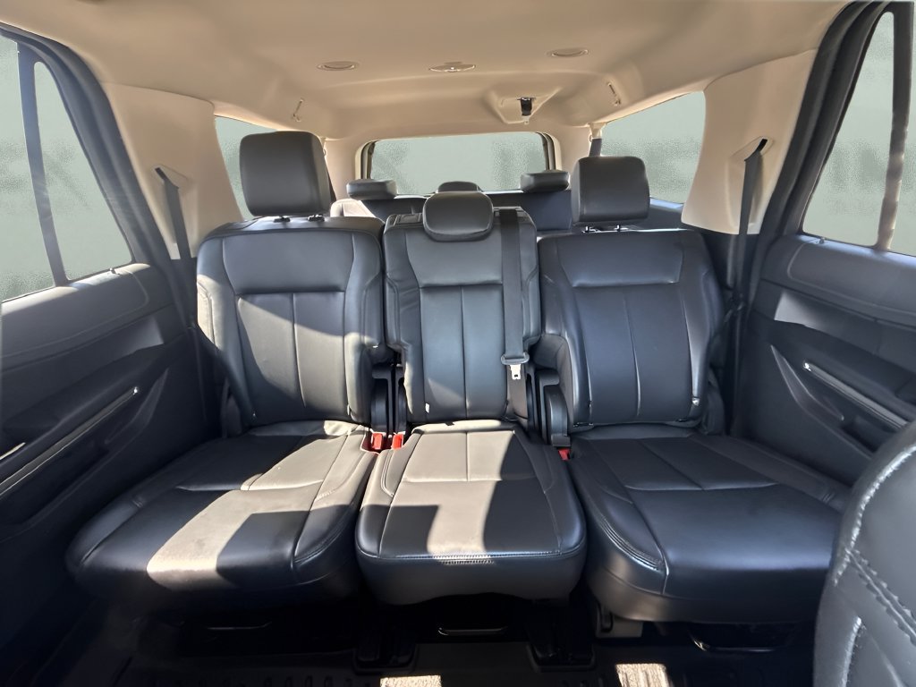 Used 2024 Ford Expedition Max XLT AWD/4WD image 10