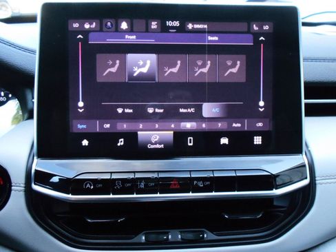 Certified 2023 Jeep Compass Limited AWD/4WD image 25