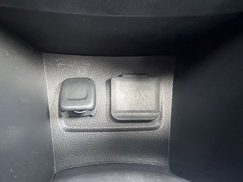 Used 2014 Buick Encore Leather image 25