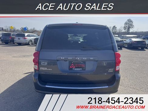 Used 2018 Dodge Grand Caravan GT FWD image 8