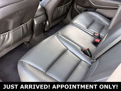 Used 2016 Hyundai Santa Fe Limited image 12