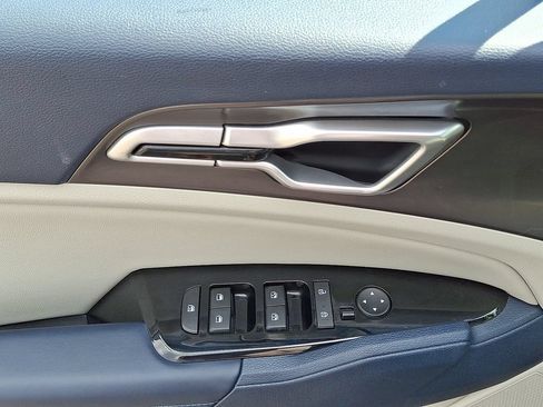 Certified 2023 Kia Sportage EX AWD/4WD image 2