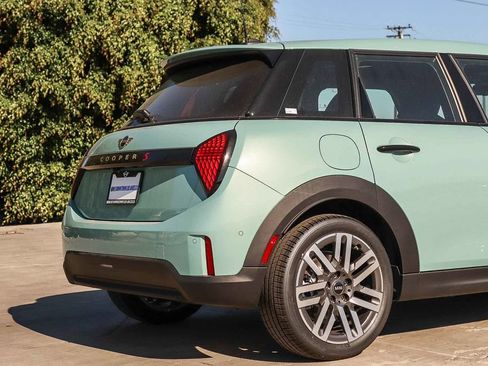 New 2026 MINI Cooper S FWD image 11