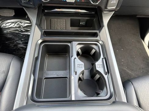 New 2026 Ford F250 Lariat w/ Black Appearance Package AWD/4WD image 7