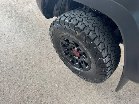 Used 2019 Toyota Tacoma TRD Pro AWD/4WD image 31