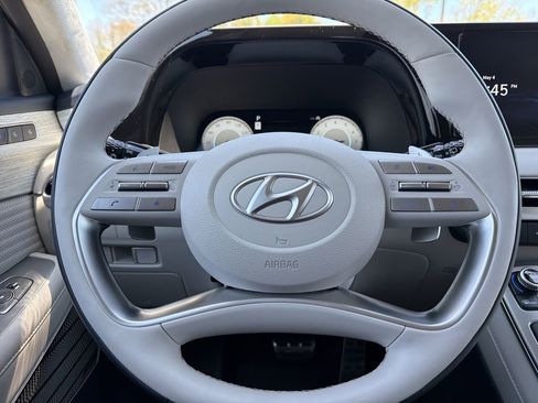 Used 2024 Hyundai Palisade Calligraphy AWD/4WD image 19