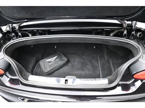 Certified 2023 Bentley Continental GT V8 AWD/4WD image 31
