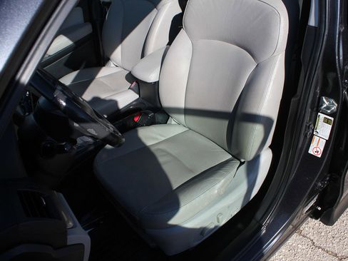 Used 2015 Subaru Forester 2.5i Limited image 33