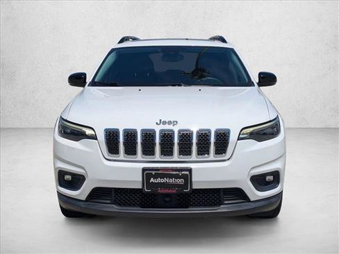 Used 2022 Jeep Cherokee Latitude Lux w/ Sun & Sound Group FWD image 2