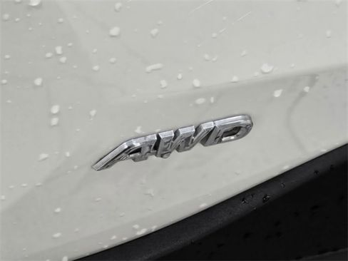 Used 2022 Toyota RAV4 XLE image 19