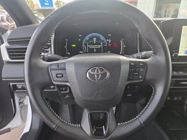 Certified 2025 Toyota Camry SE FWD image 24
