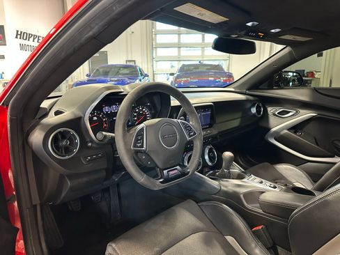 Used 2021 Chevrolet Camaro SS image 16
