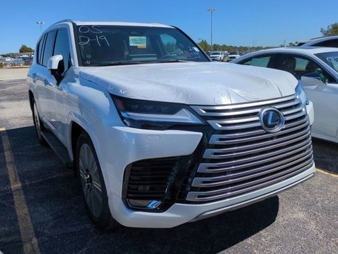 New 2026 Lexus LX 600 4WD w/ Luxury Package image 3