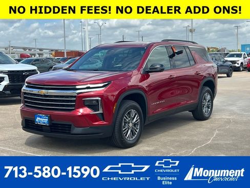 New 2026 Chevrolet Traverse LT w/ Driver Confidence Package FWD image 1
