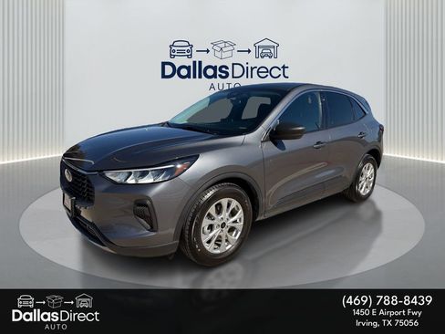 Used 2023 Ford Escape Active image 2