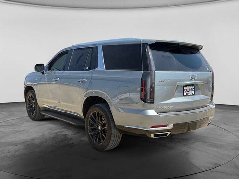 Used 2025 Cadillac Escalade Premium Luxury AWD/4WD image 8