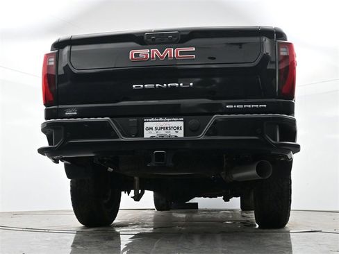 Used 2024 GMC Sierra 2500 Denali w/ Denali Reserve Package image 30
